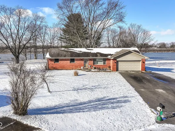 6748 Stone Ct, Greentown, IN 46936