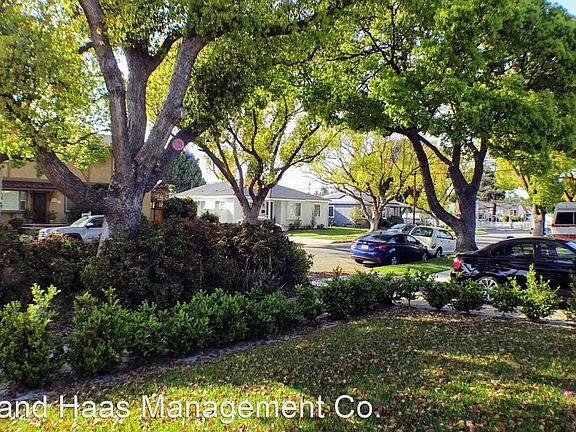 3rd image of 3802 Charlemagne Ave