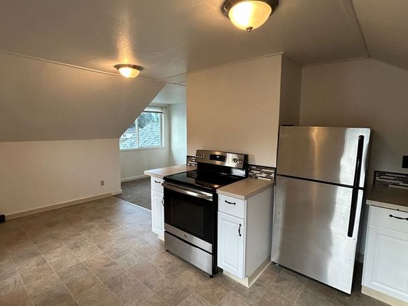 3018 Washington Way, 3018 Washington Way #1/2, Longview, WA 98632