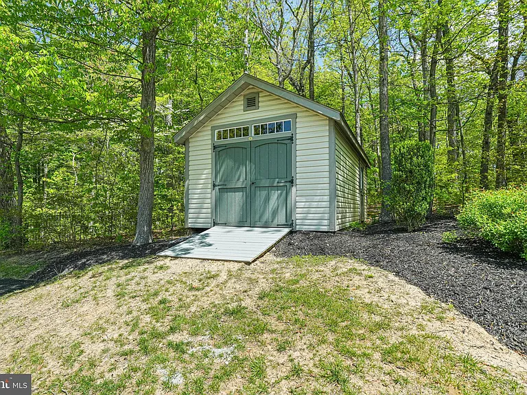 13551 Triadelphia Mill Rd — Photo 73