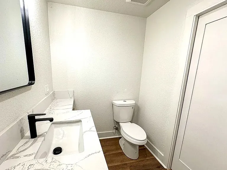 3046 Nimitz Blvd — Photo 8