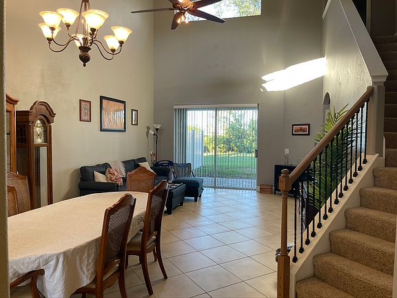 4th image of 3126 Arden Cir