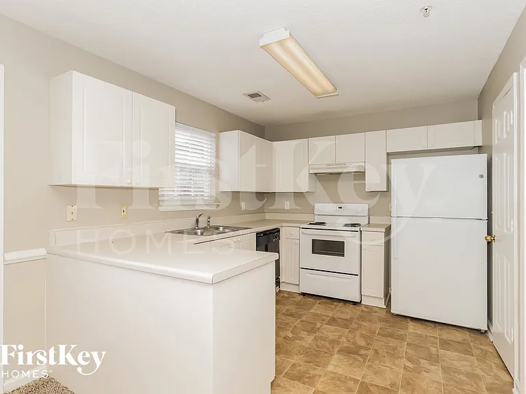 137 Watercress Ct — Photo 7