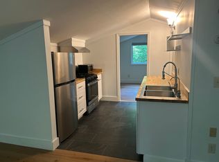 682 E Manchester Rd #B, Manchester Center, VT 05255