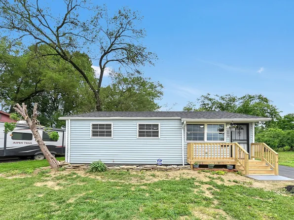 1890 Zettler Rd, Columbus, OH 43227
