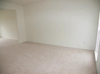 3rd image of 9457 Pam Ct