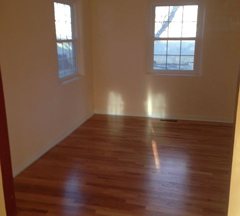 5th image of 212 Cardenas Dr NE