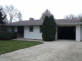 1105 Pinehill Dr, Albert Lea, MN 56007