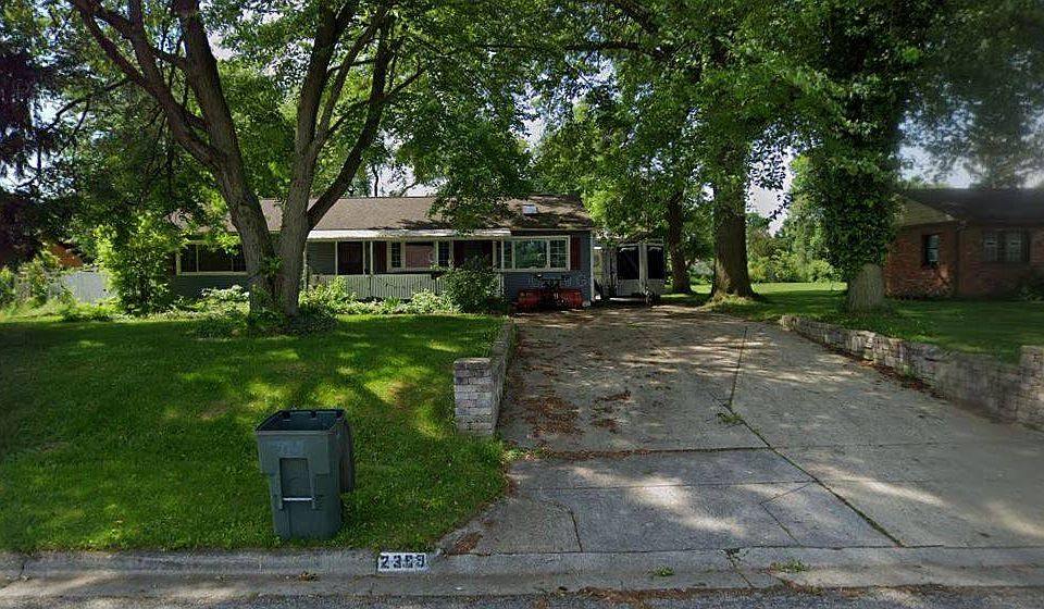 2nd image of 2399 Lawndale Ave