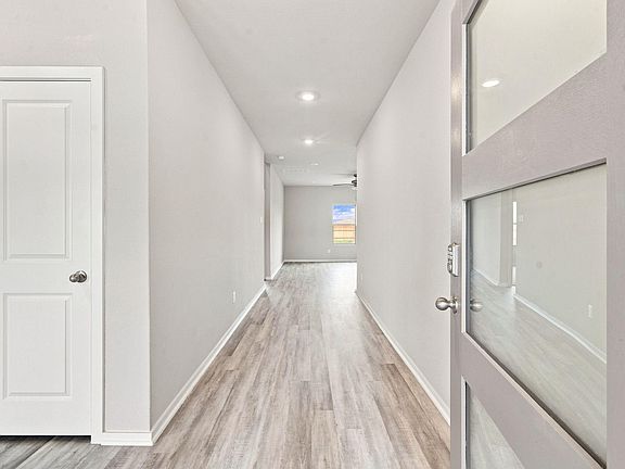 4th image of 6711 Pebble Bluff Ct