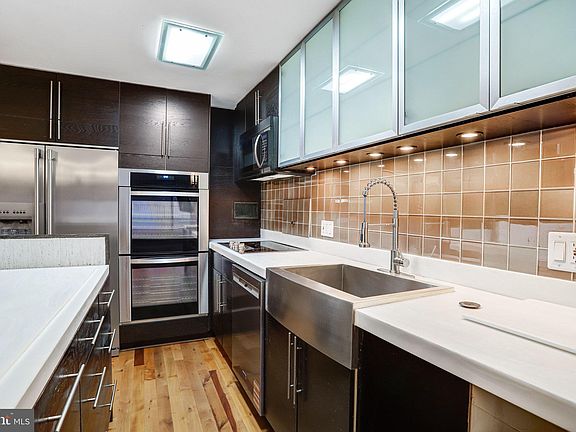 5th image of 1718 P St NW APT 307