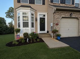 18 Hillside Ct N, Easton, PA 18045