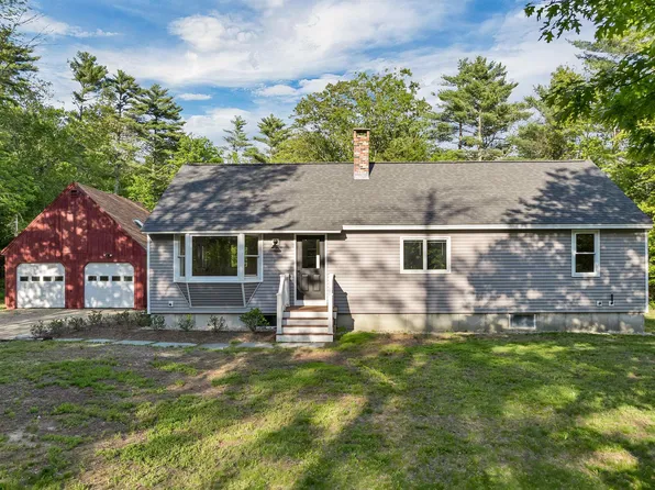 125 Pine Hill Road, Wolfeboro, NH 03894