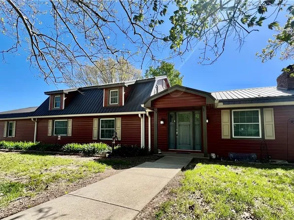 13423 N Garner Rd, Richmond, MO 64085