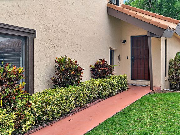 5th image of 6377 Lantana Pines Drive