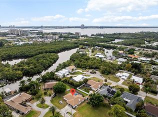 8487 Jenny Cae Ln, North Fort Myers, FL 33903