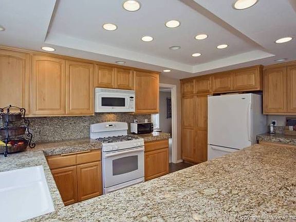 Kitchen View Entering fro