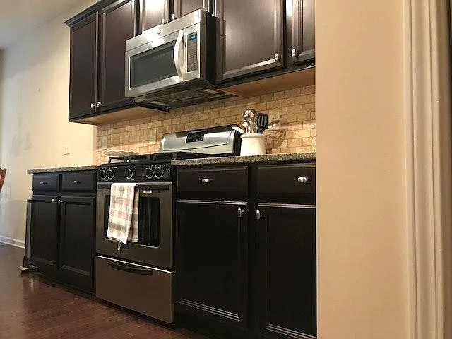 930 Township Cir — Photo 21