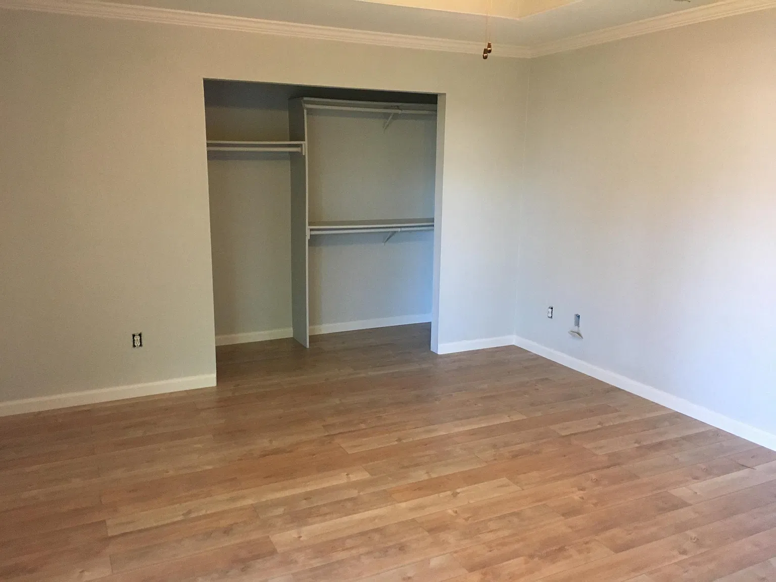 3429 Cypress St — Photo 4