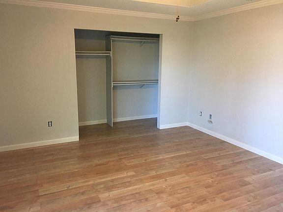 4th image of 3429 Cypress St