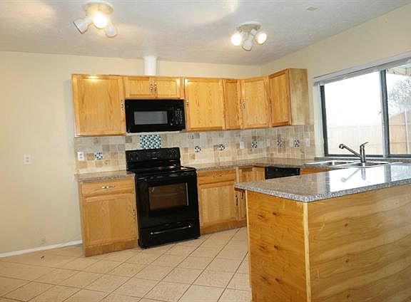 5th image of 1641 Shreveport Trl
