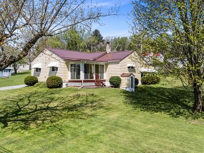 3303 Smithtown Rd, Falls Creek, PA, 15840