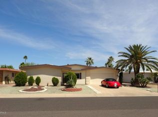 17817 N Willowbrook Dr, Sun City, AZ 85373