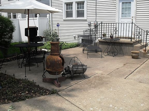 3rd image of 1276 Longfellow Ave