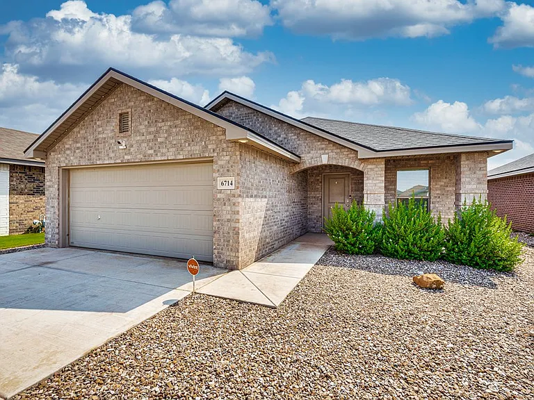 6714 Lonesome Dove Ln — Photo 2