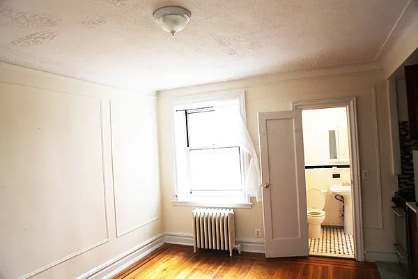 Rented by Chris Stewart, LREB | media 6