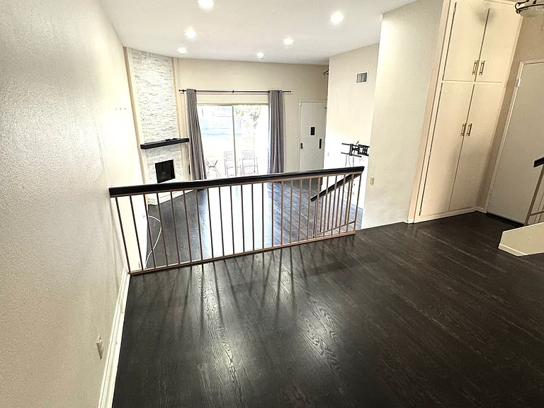 4664 Willis Ave #4 — Photo 21