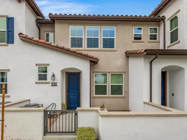 1144 Delpy View Point, Vista, CA 92084