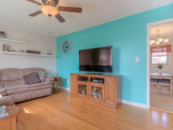 5th image of 5449 Lovell Dr