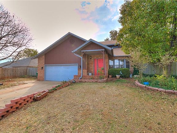 3rd image of 6620 NW 124th Ct