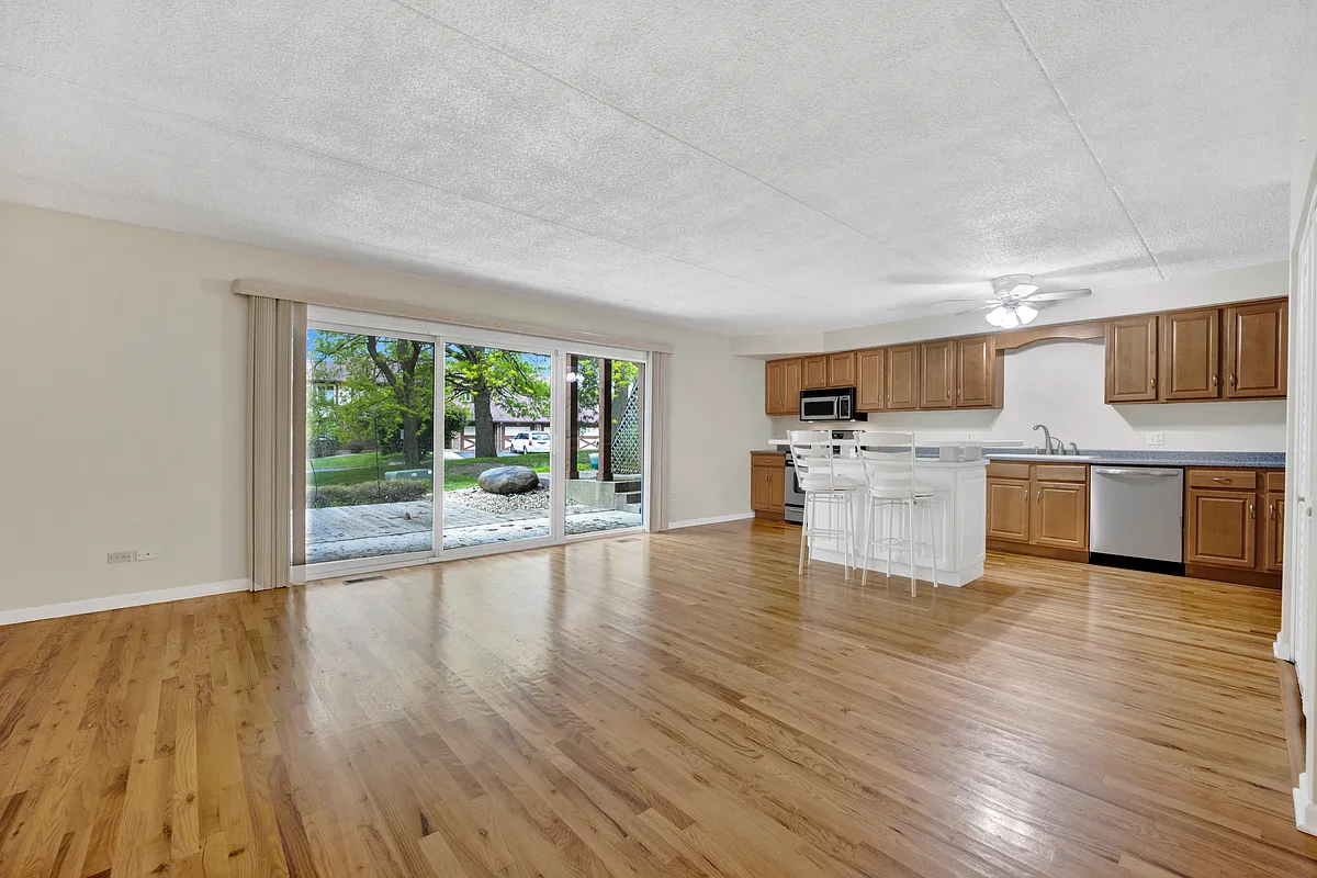 Building Photo - 15502 Orlan Brook Dr #222