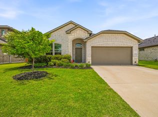 1106 Burlingame Dr, Cleburne, TX 76033