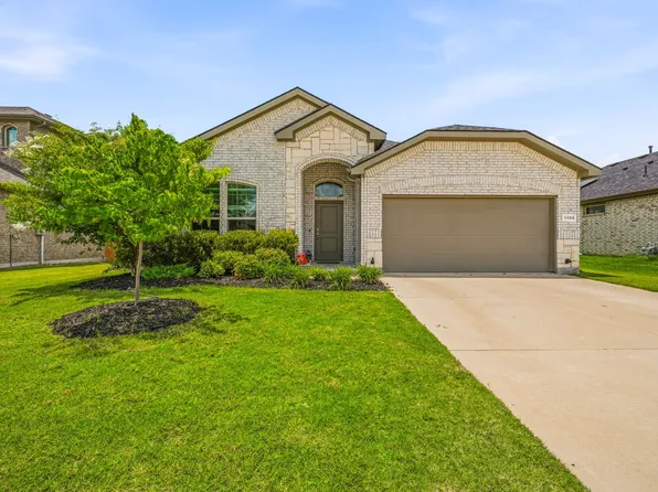 1106 Burlingame Dr, Cleburne, TX 76033