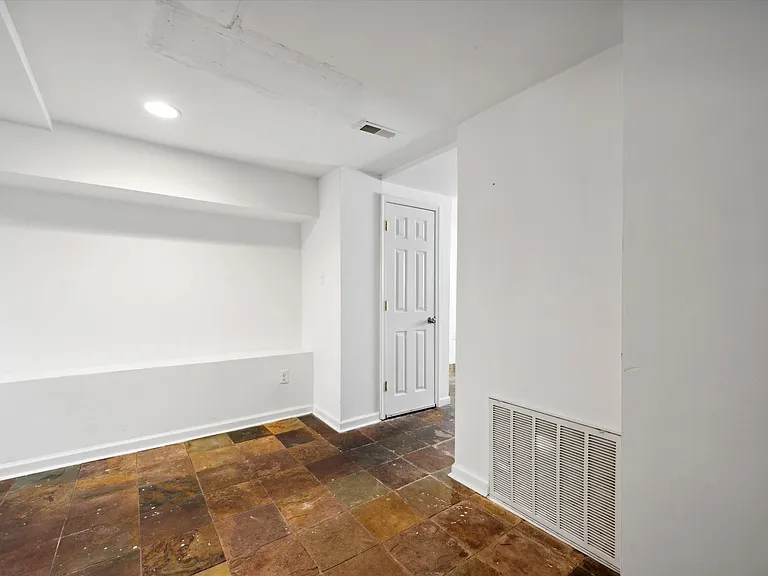 2136 Ellsworth St #1 — Photo 18