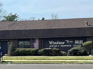 1712 Country Mill Dr, East Windsor, NJ