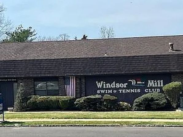 1712 Country Mill Dr
