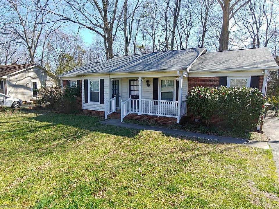 1st image of 2301 Phoenix Dr