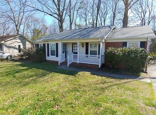 2301 Phoenix Dr, Greensboro, NC 27406