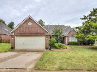 13925 Middleberry Rd, Edmond, OK 73013