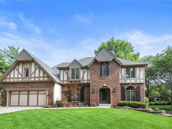1901 W 127th St, Leawood, KS 66209