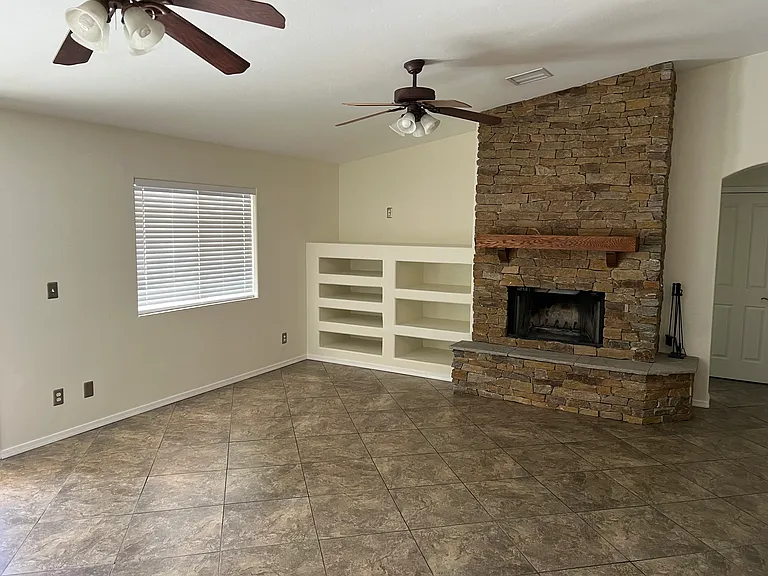 2843 W Ribera Pl — Photo 5