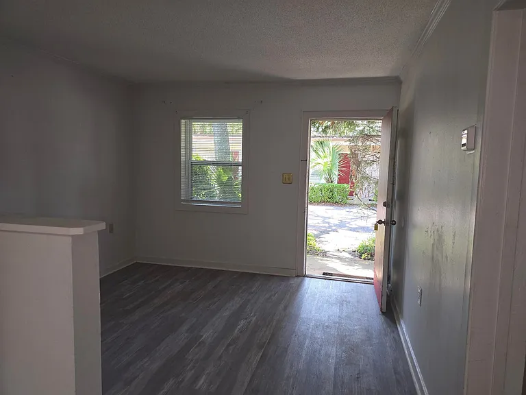551 E Miracle Strip Pkwy #7 — Photo 10