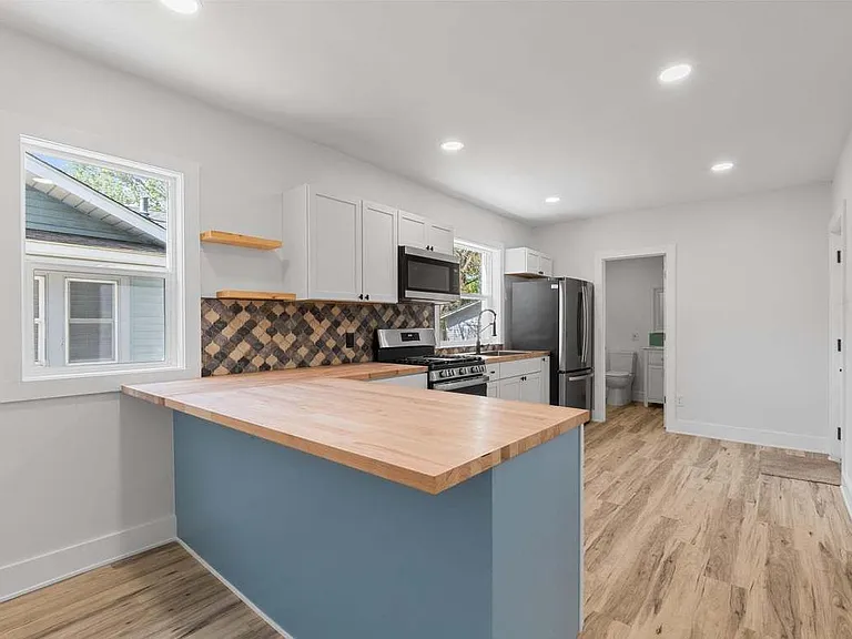 182 S Shore Dr — Photo 14