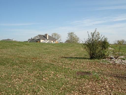 4th image of 6 Falcon Lakes Dr