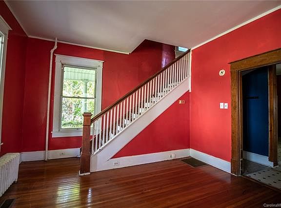 4th image of 623 S Fulton St