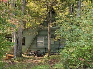 21 Fieldcrest Dr, Columbia, VA 23038